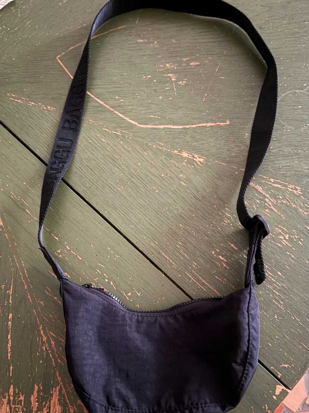 BAGGU Mini Black Crossbody Bag